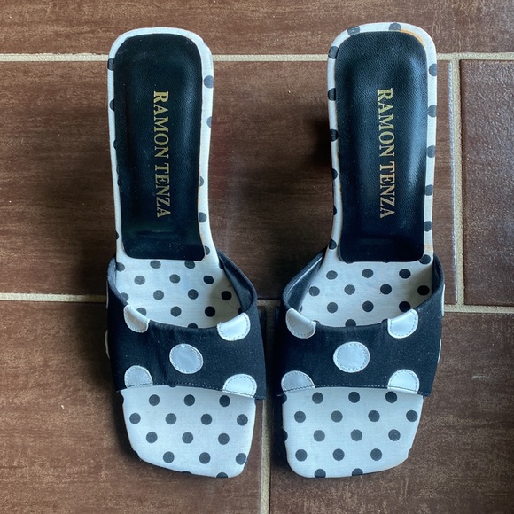 Ramon Tenza Heels - Picture 2 of 6